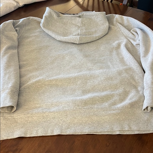 The North Face Light Gray California Berkeley Graphic Hoodie for Men - Picture 5 of 5